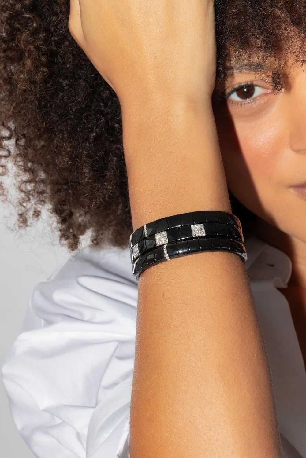 Three Diamond Black Ceramic Scacco Bracelet - Image 2