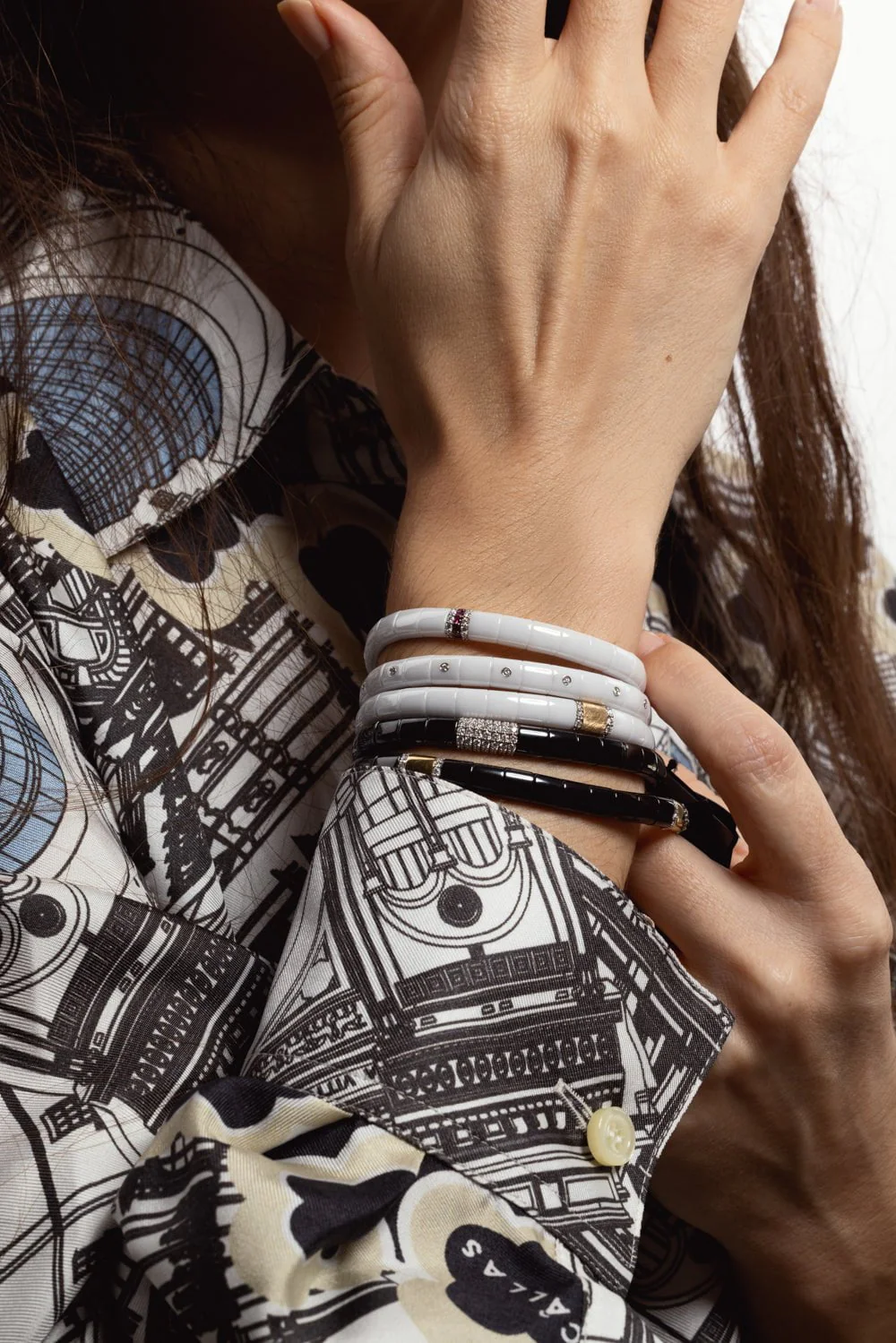 White Ceramic Pura Bracelet - Image 3