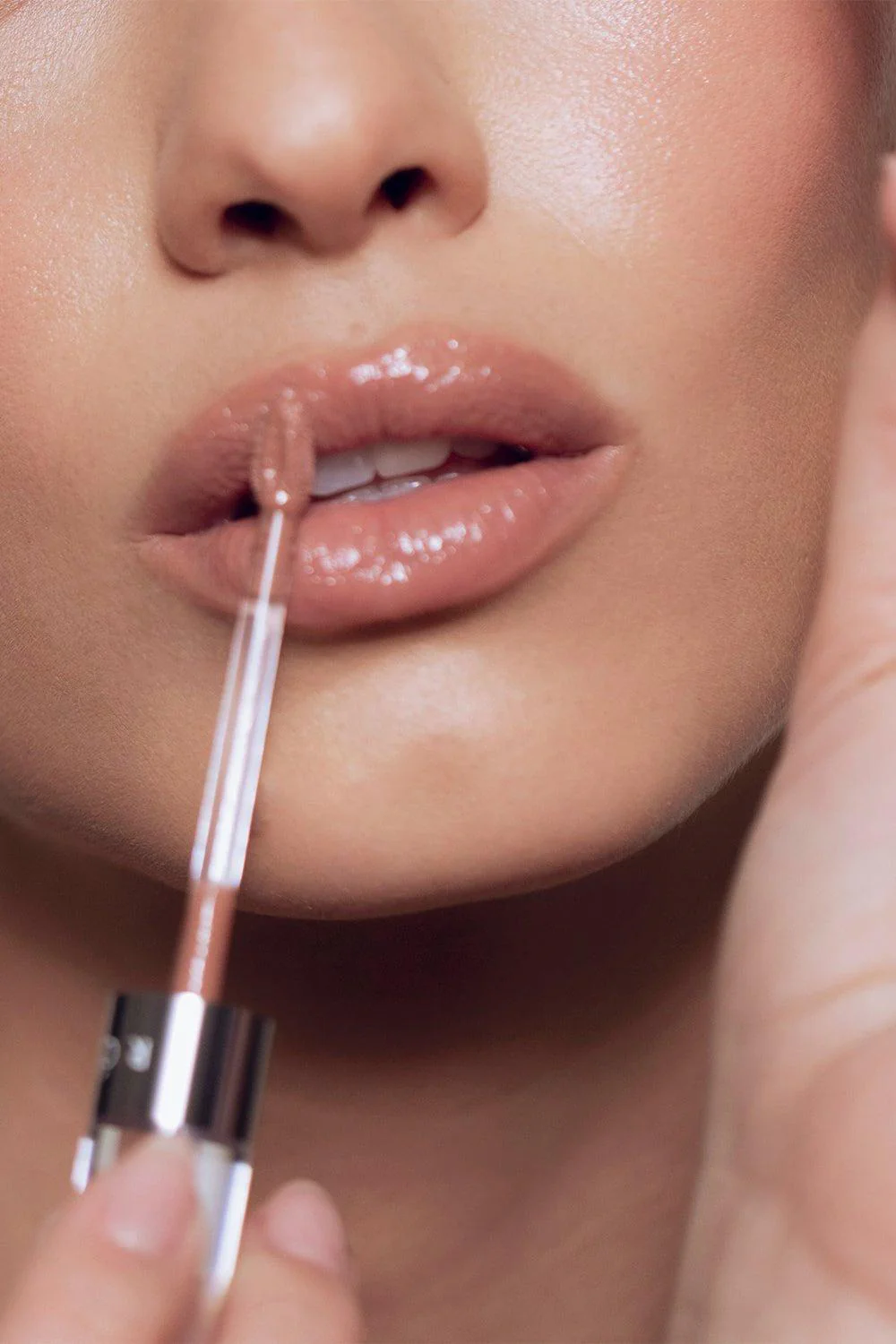 Kiss My Liquid Lip Balm - Lola - Image 3