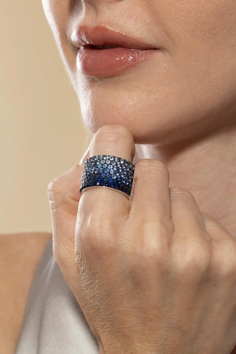 Blue Sapphire Diamond Ombre Cigar Ring - Image 2