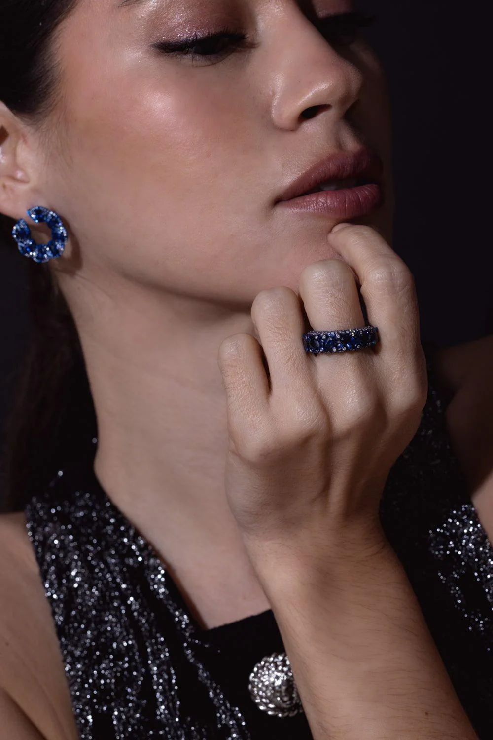 Blue Sapphire Ring - Image 3