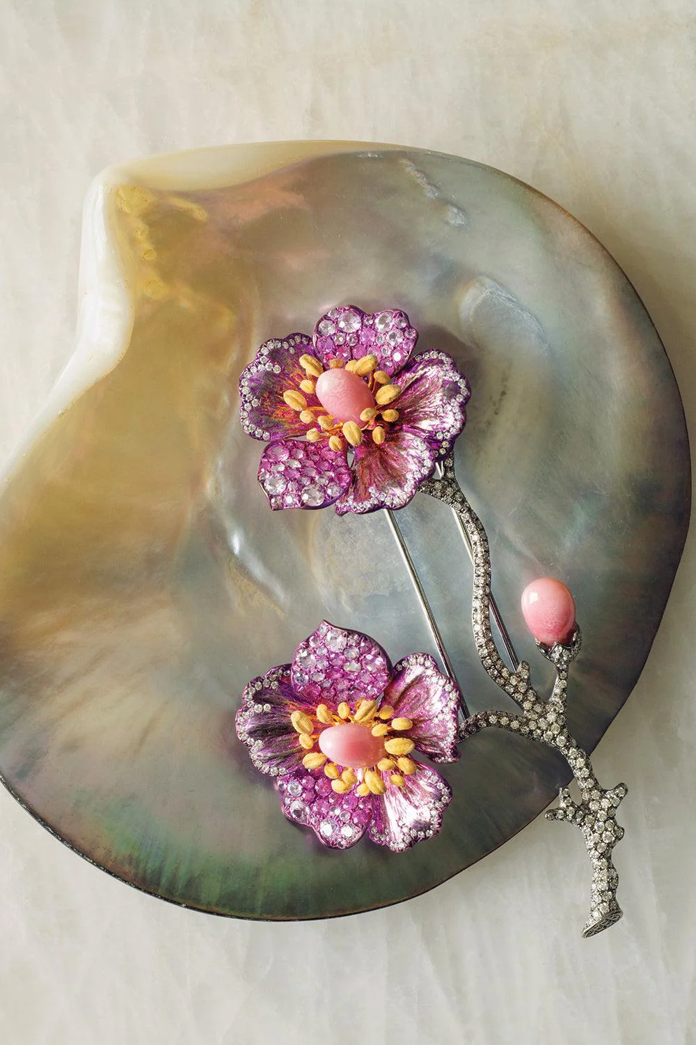 Elemento Pearl Sapphire Brooch - Image 2