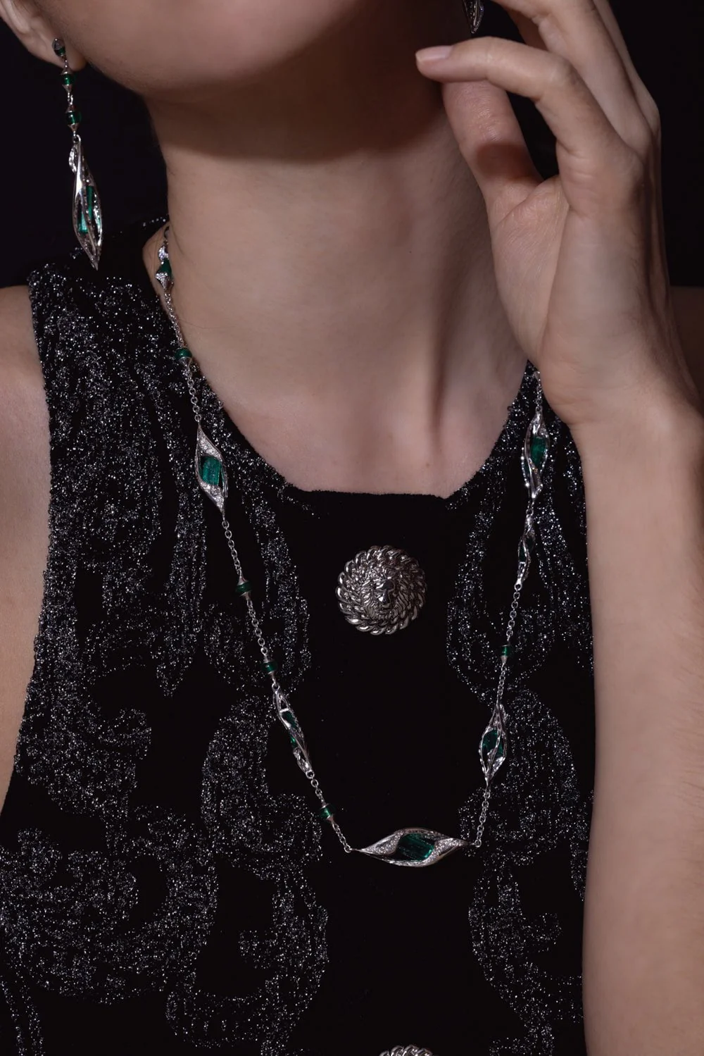 Emerald Tube Necklace - Image 2