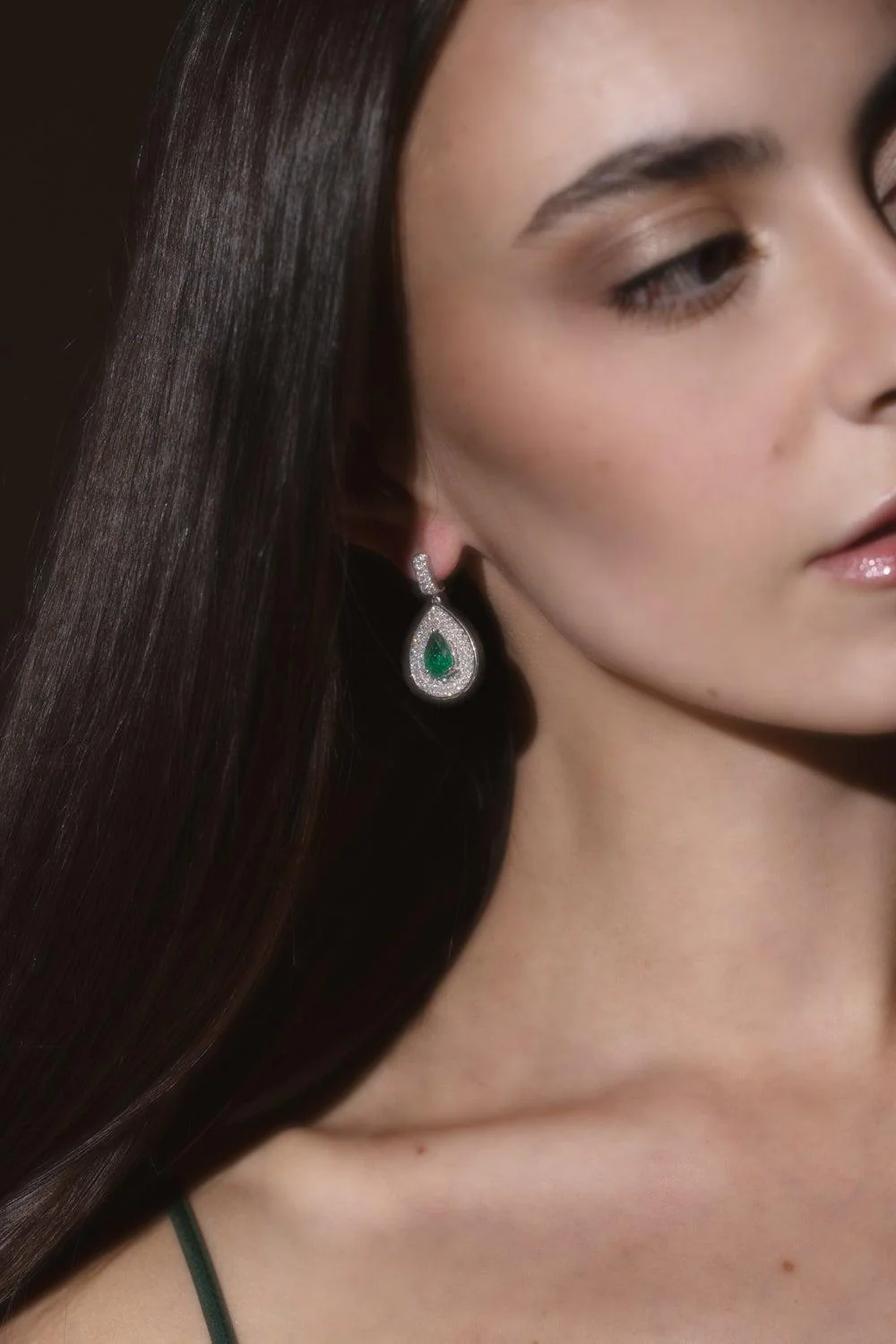 Royale Emerald Diamond Earrings - Image 2