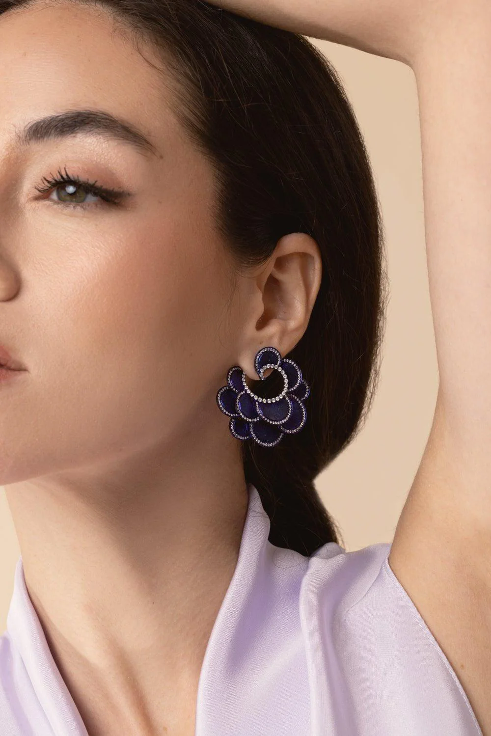 Scalloped Diamond Earrings - Image 4