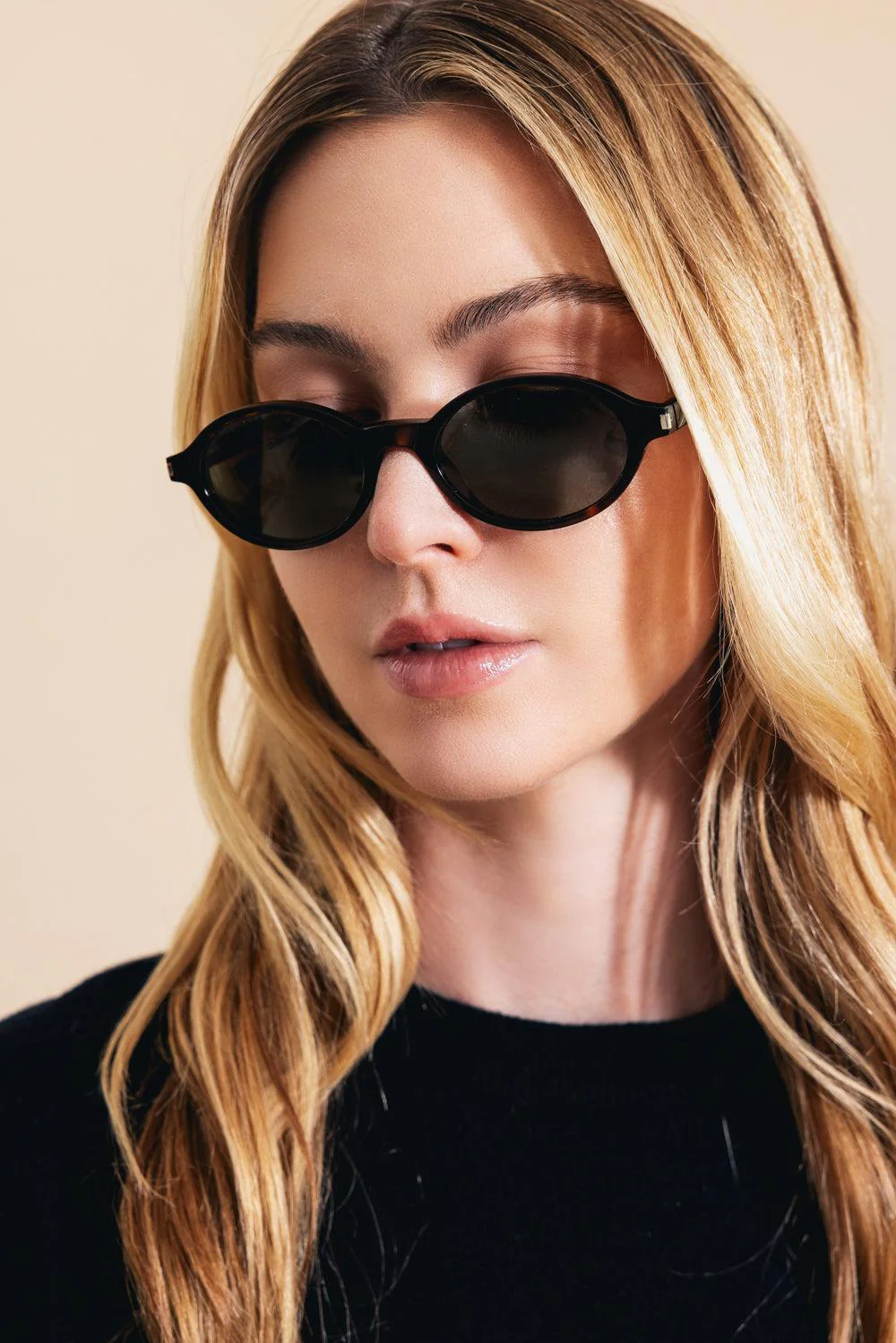 Jeanne Oval Angle Sunglasses - Image 3
