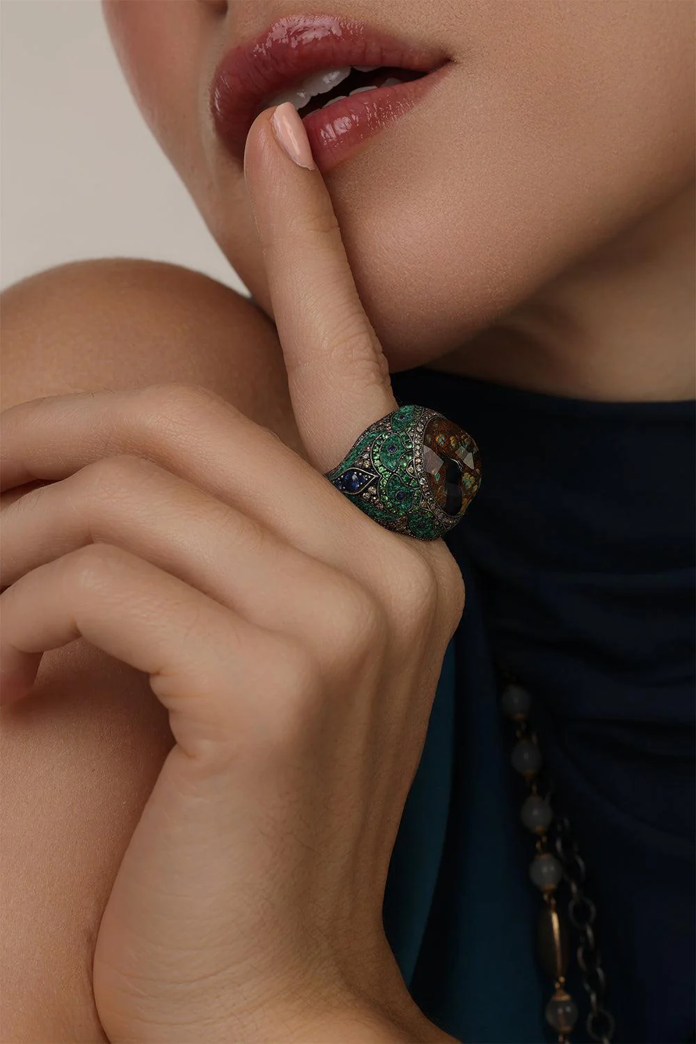 Carved Parrot Ring - Image 3