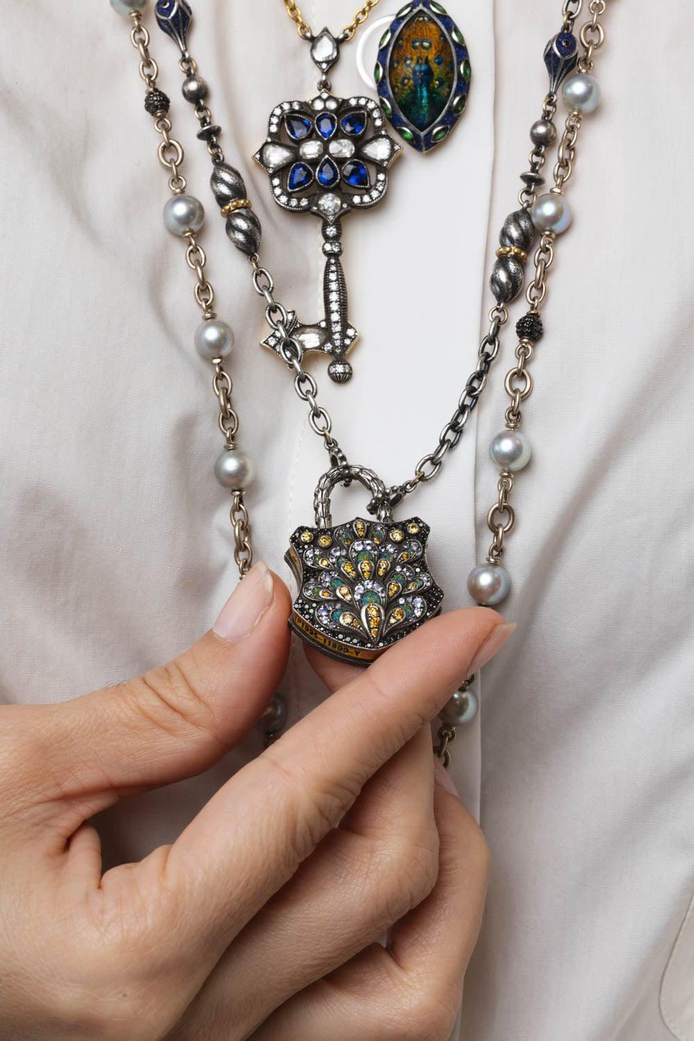 Dagger Beaded Chain Necklace - Image 3