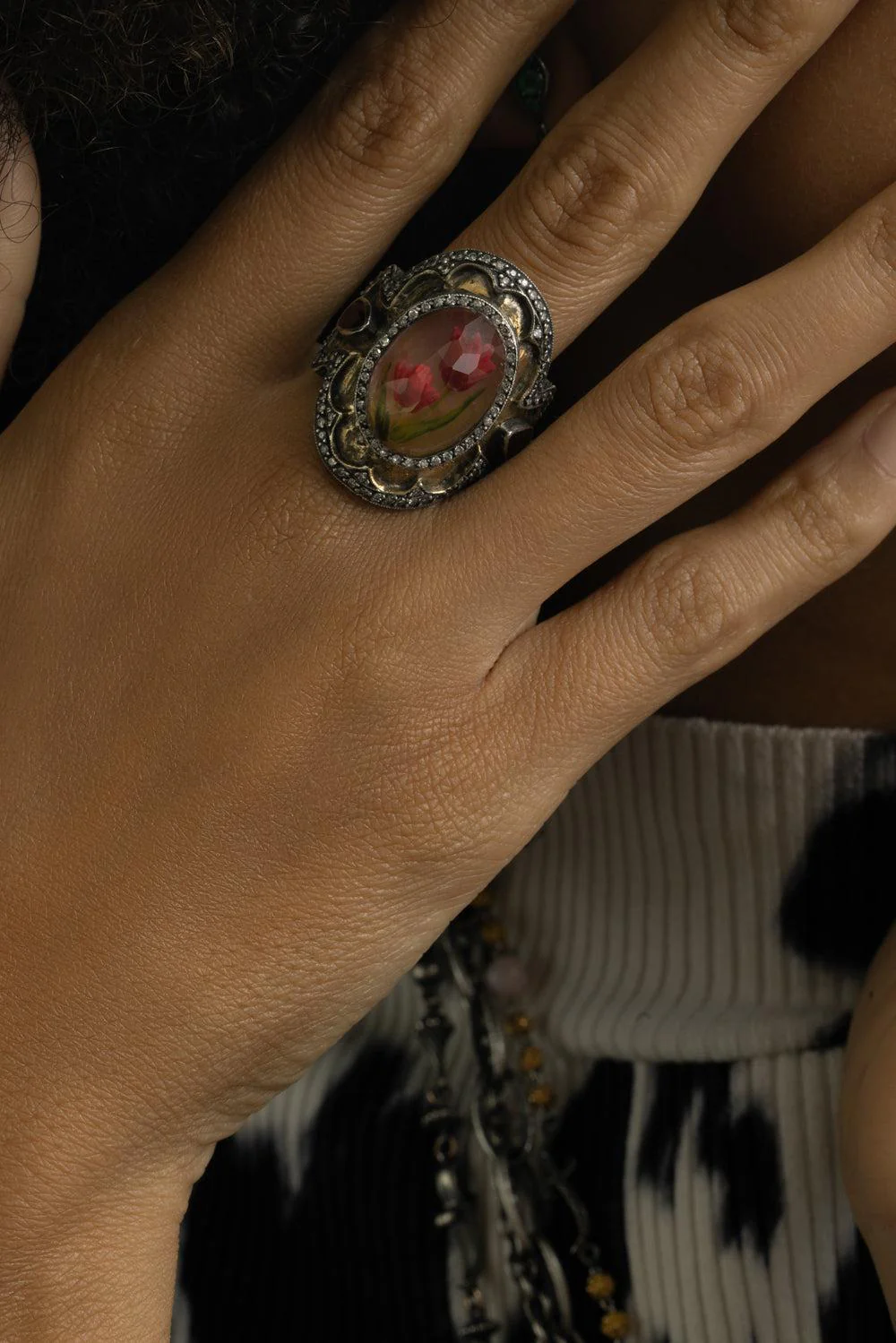 Ruby Tulip Shield Ring - Image 4