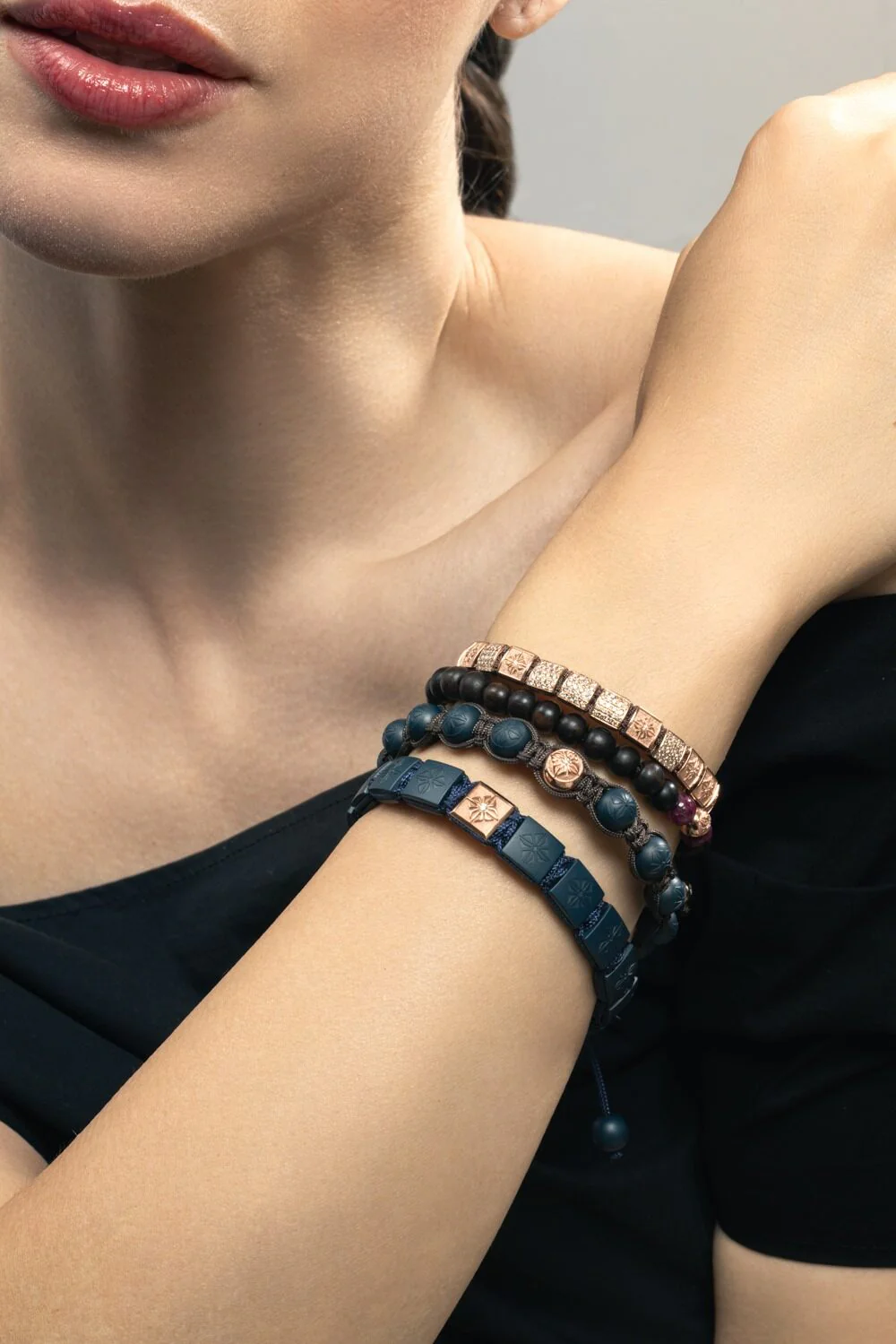 Diamond Matte Blue Lock Bracelet - Image 4