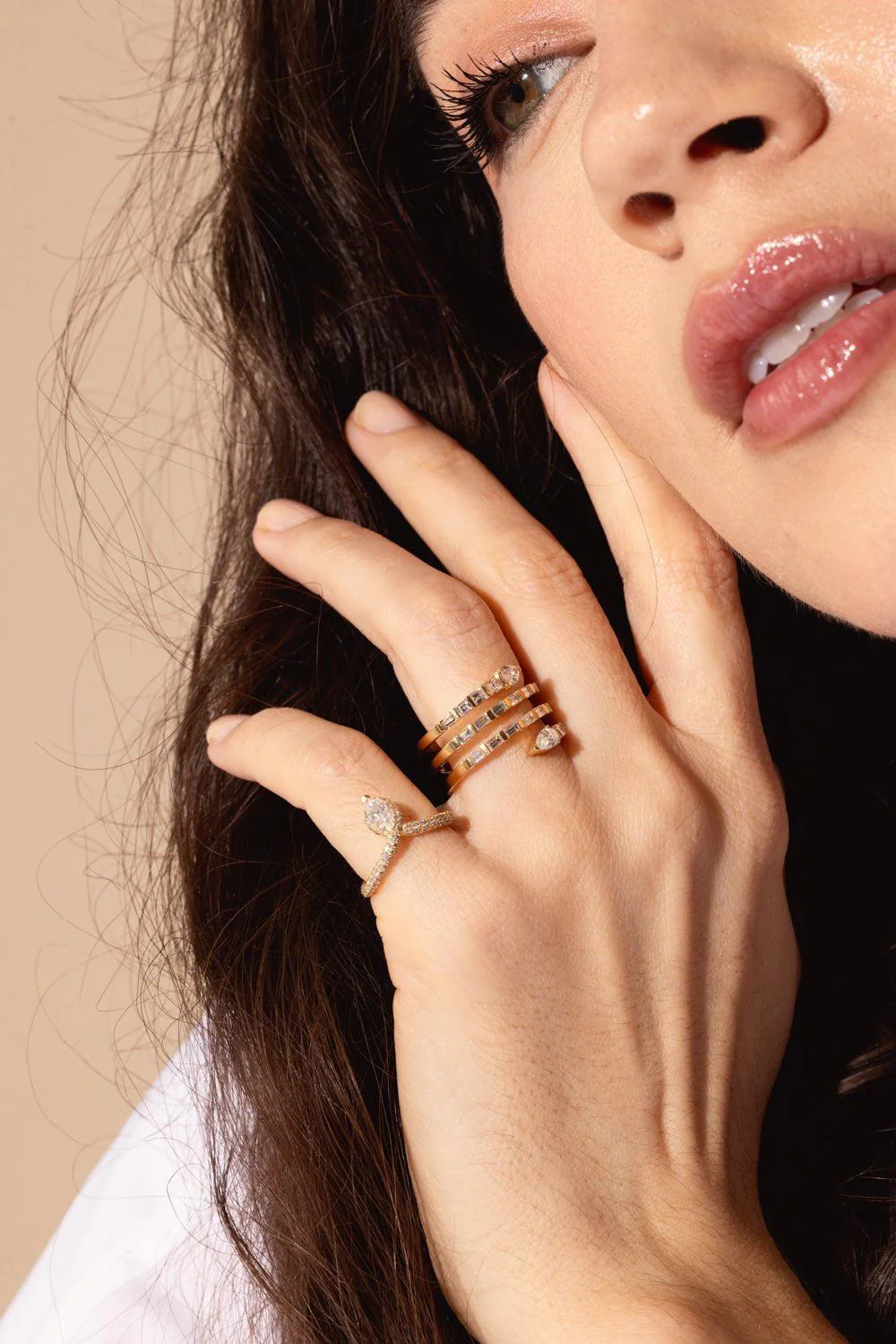 DIAMOND CHEVRON PINKY RING - Image 4