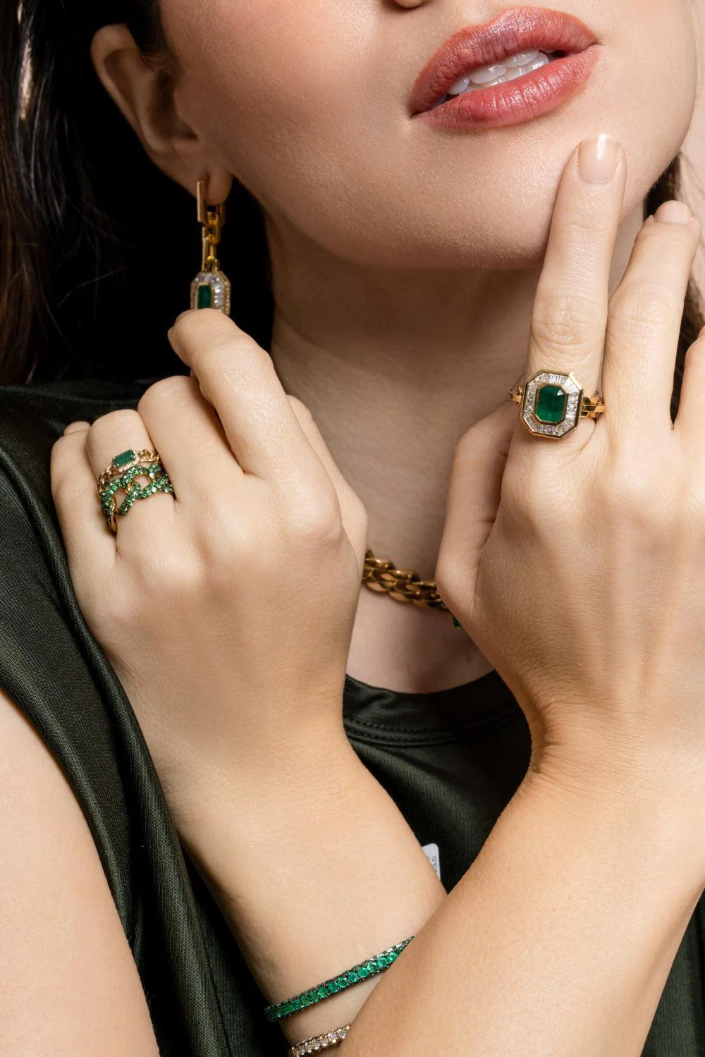Green Garnet Essential Link Ring - Image 3