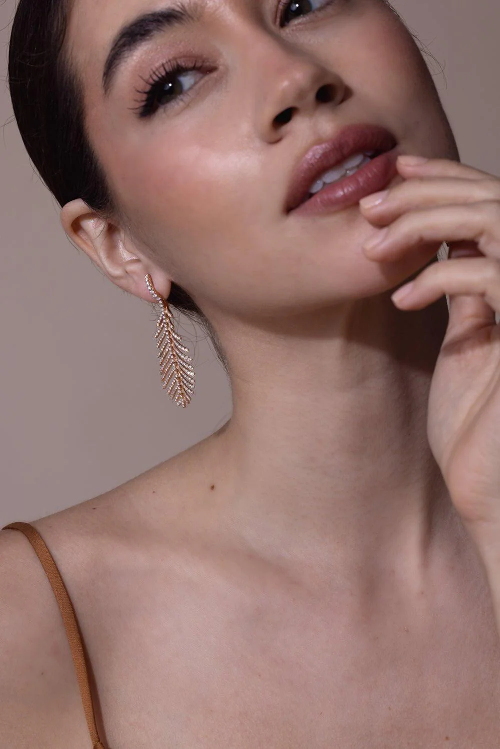 Plume Diamond Earrings - Image 5