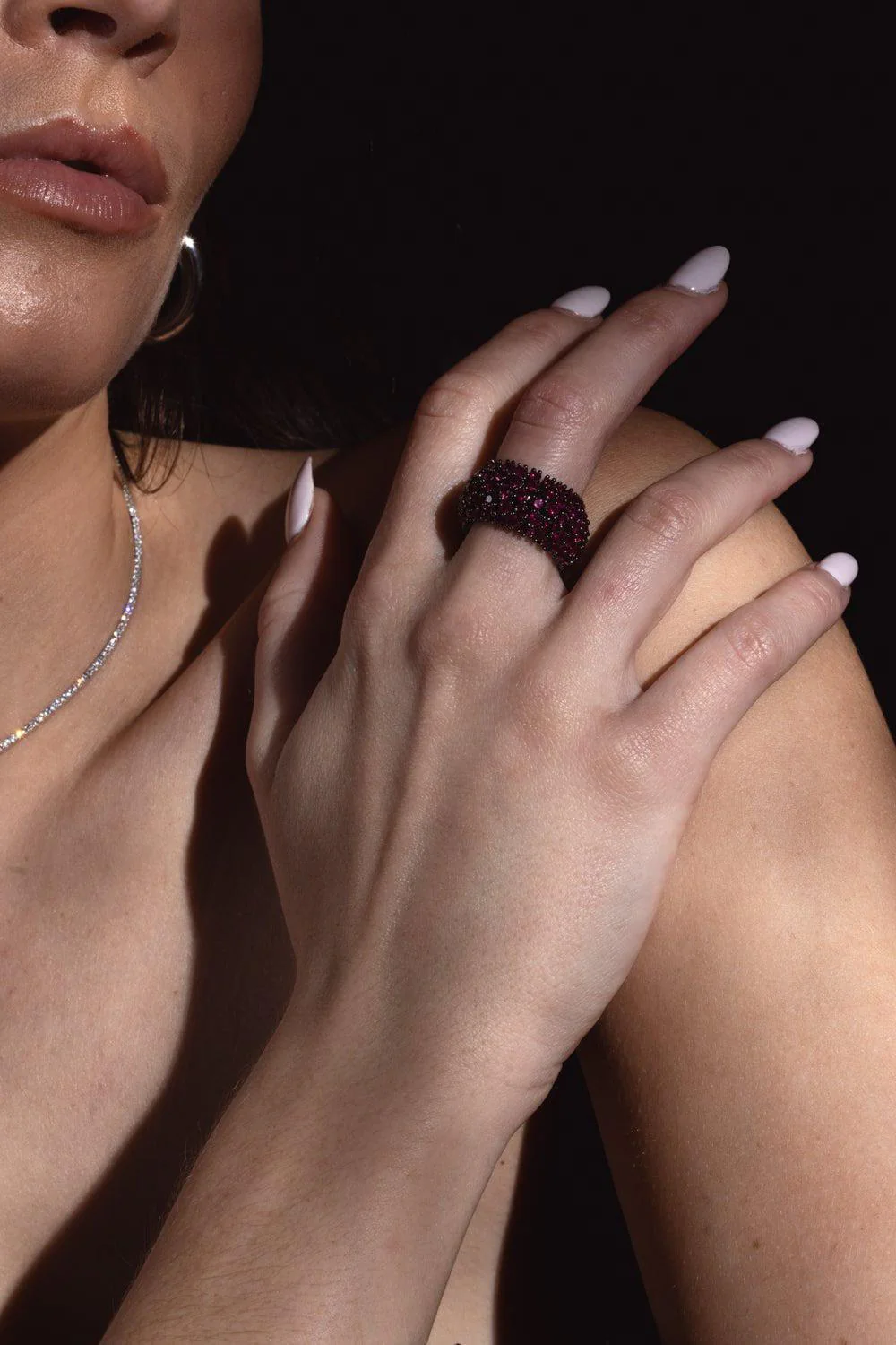 Ruby Flex Ring - White Gold - Image 5