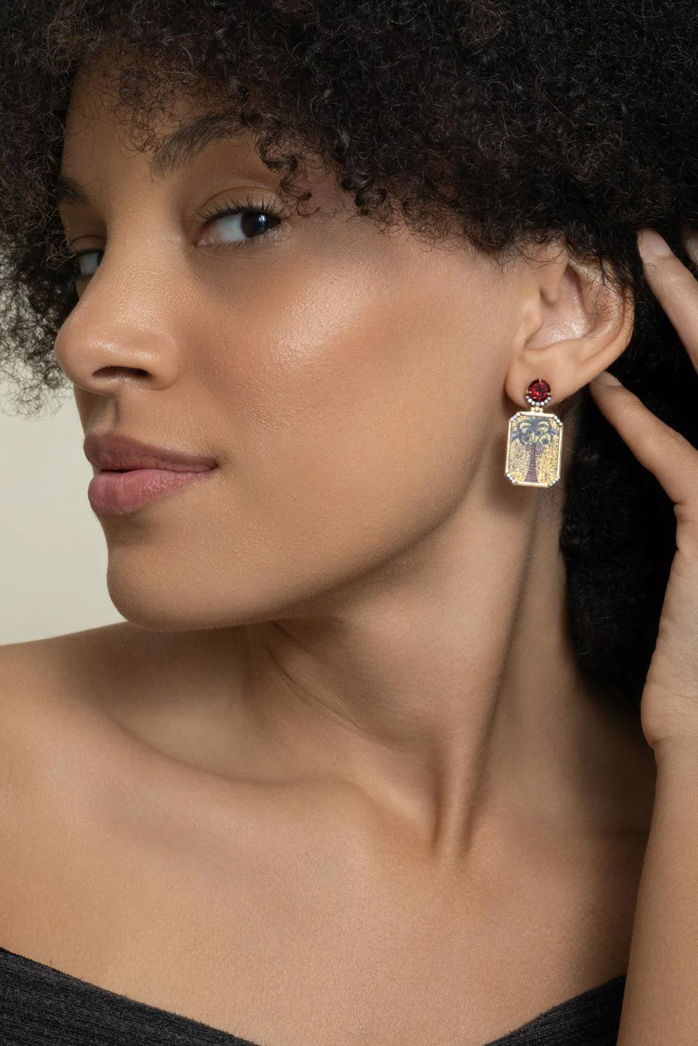 Diamond Garnet Egypt Miniature Painting Earrings - Image 4