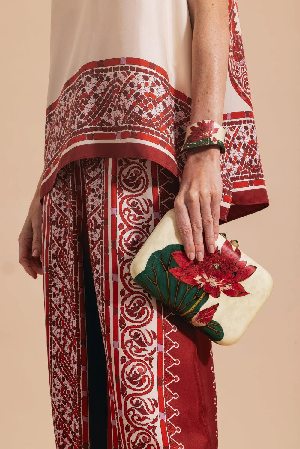 Gartnet Marquetry Lotus Flower Clutch - Image 5