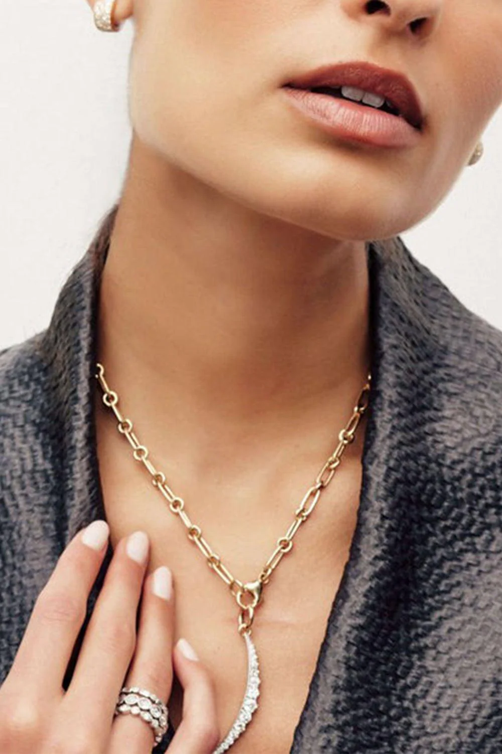 Lo Chain Necklace - Image 2