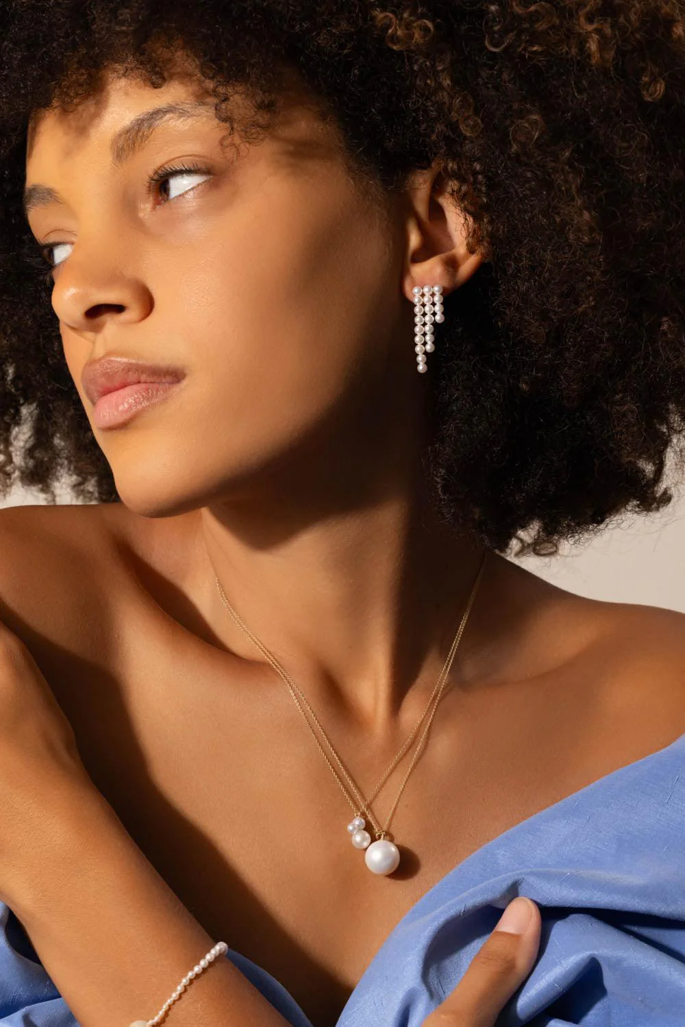 La Valse Trois Temps Earrings - Image 4