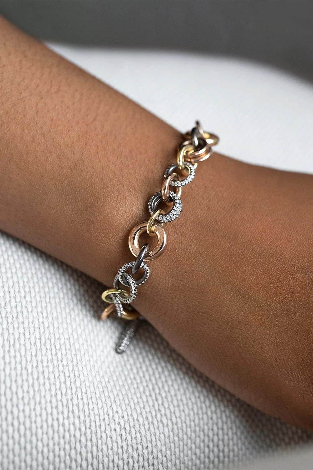 Atlantis MX Pave Toggle Chain Bracelet - Image 2