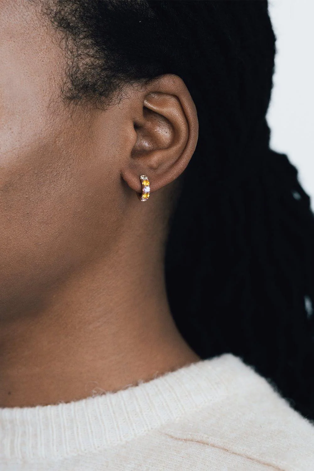 Mini Macro One Row Dusk Hoop Earring - Image 4