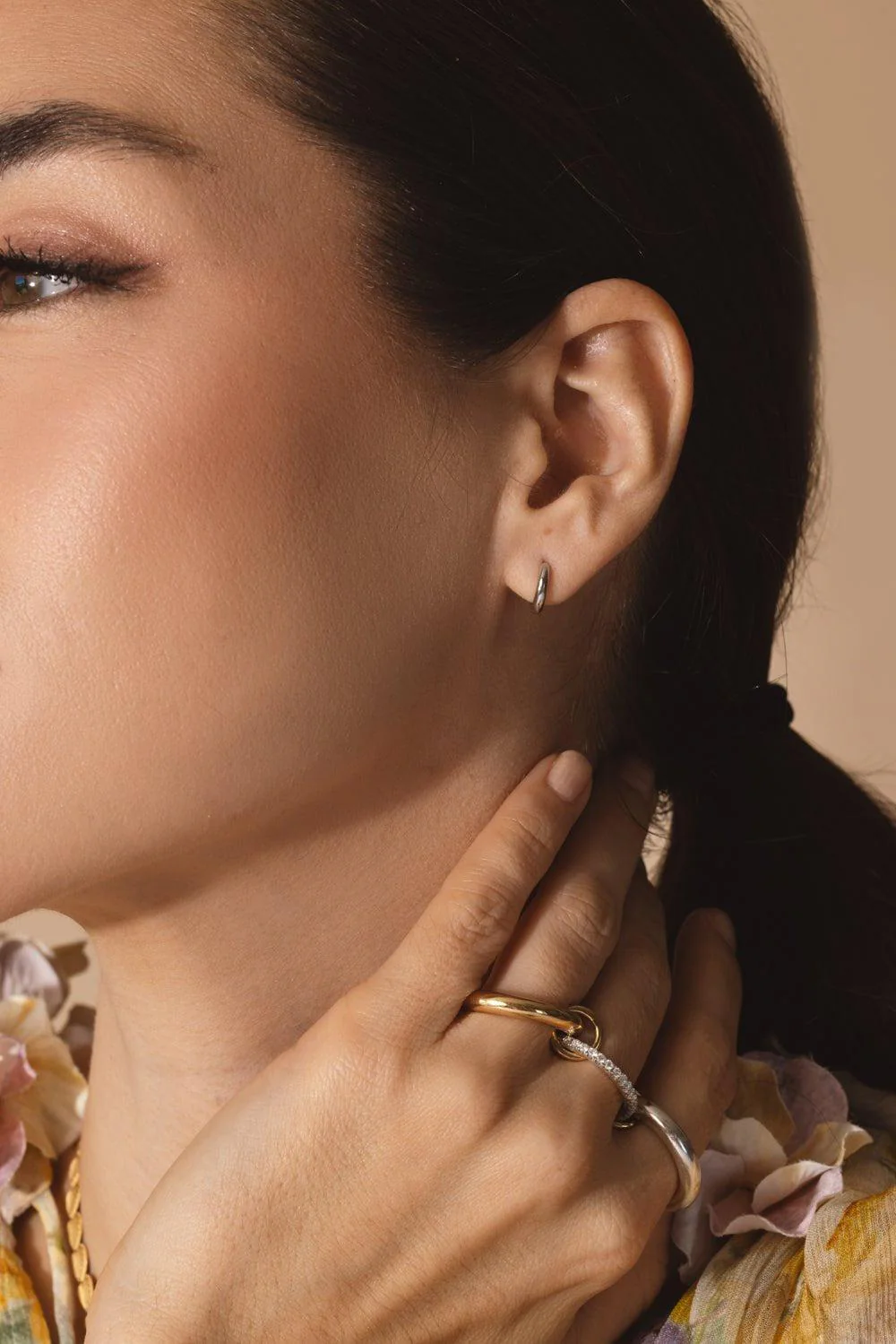 Mini Micro WG Hoop Earring - Image 2