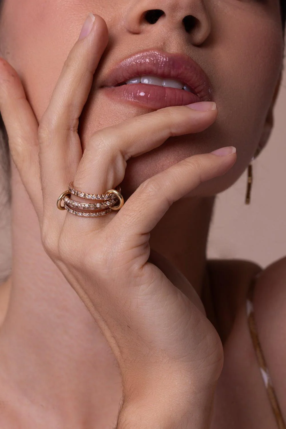 Nova RG CCW Petite Three Link Ring - Image 4