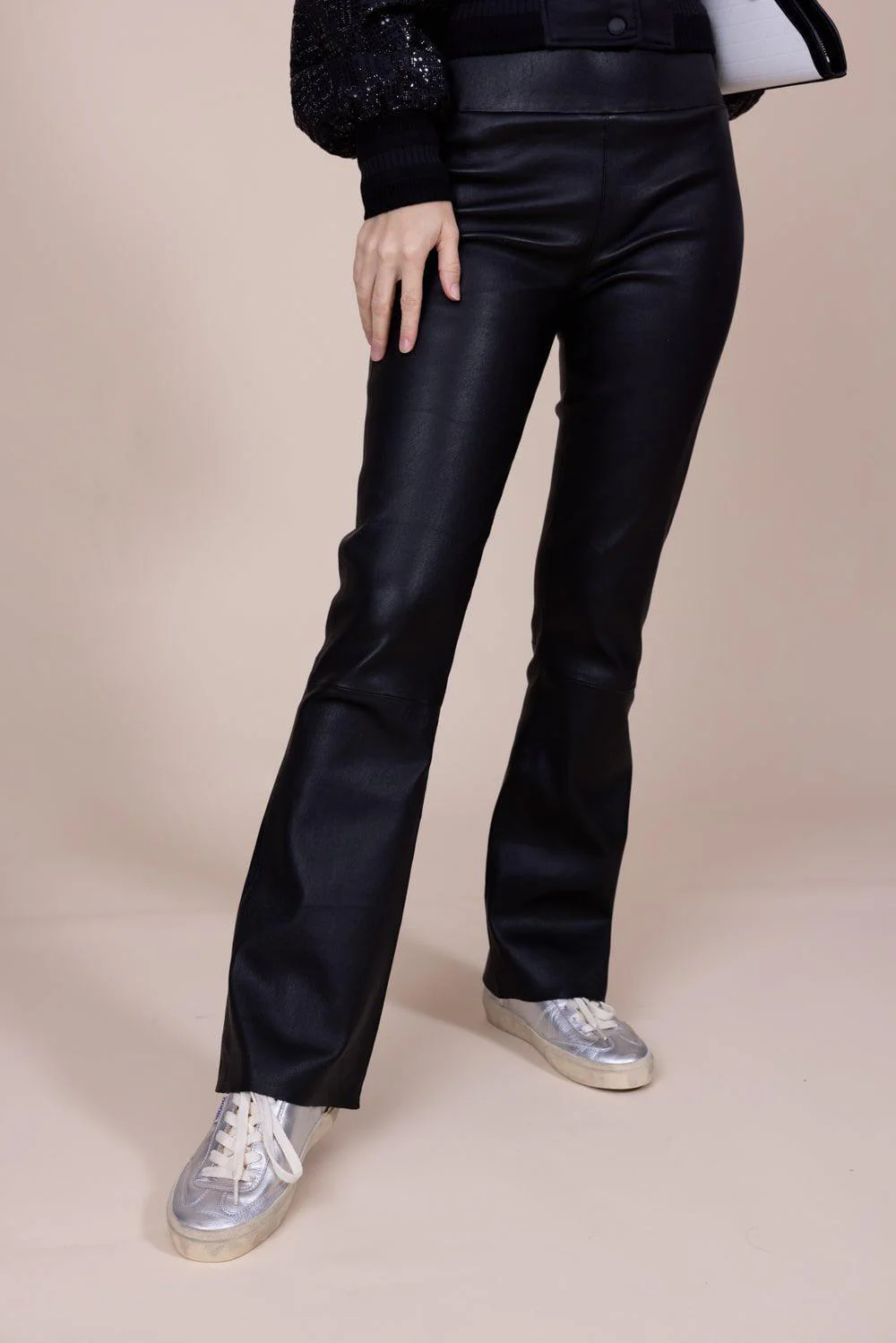 Ankle Flare Legging - Black - Image 3
