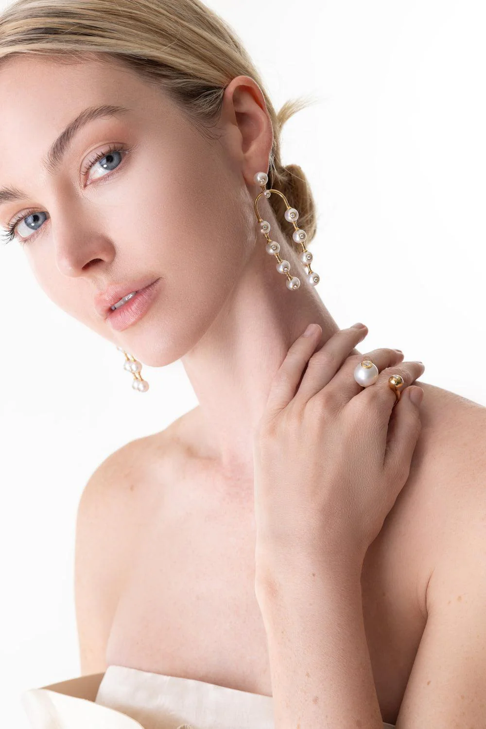 Nemara Grand Pearl Drop Earrings - Image 2