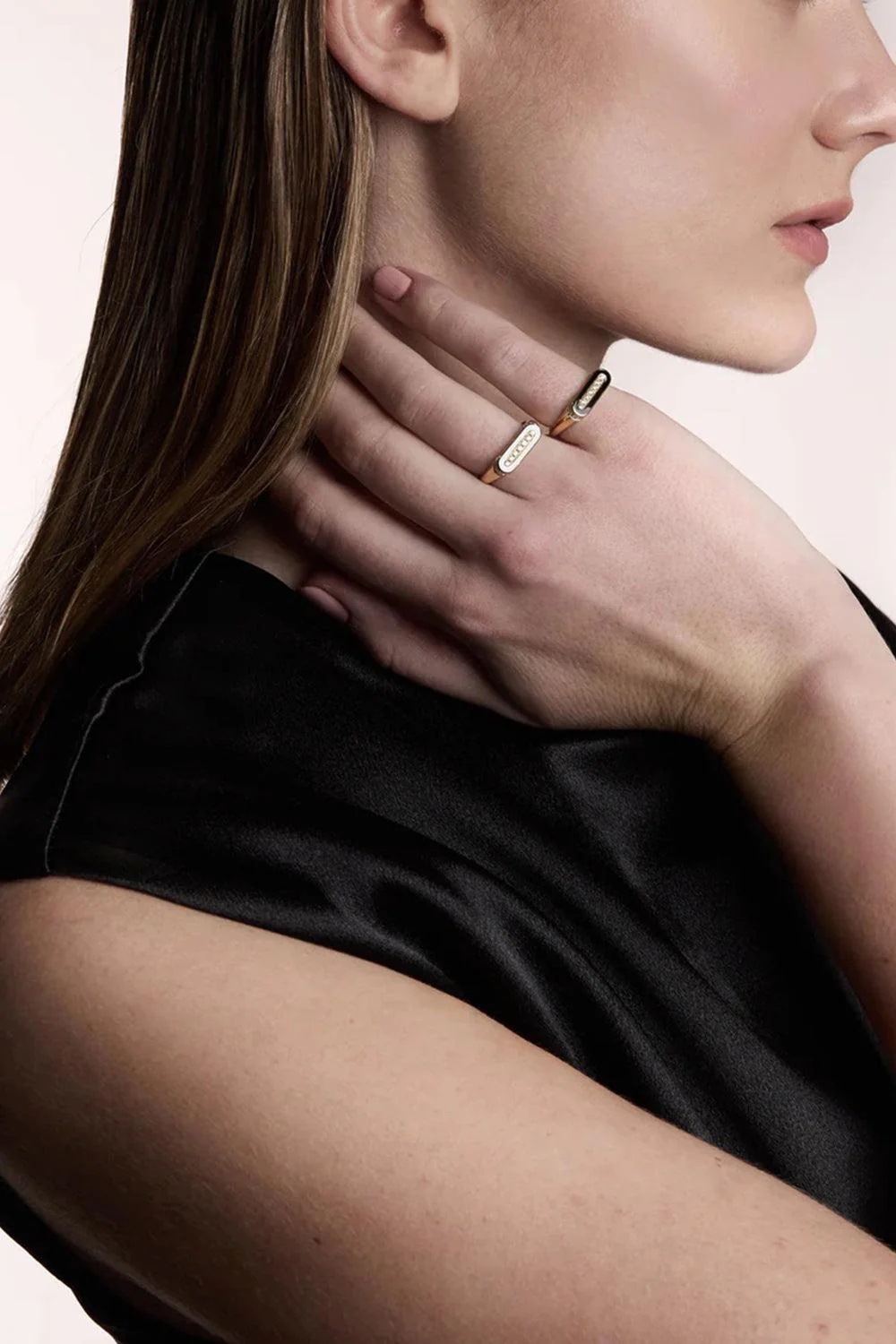 White Hedin Bone Ring - Image 2