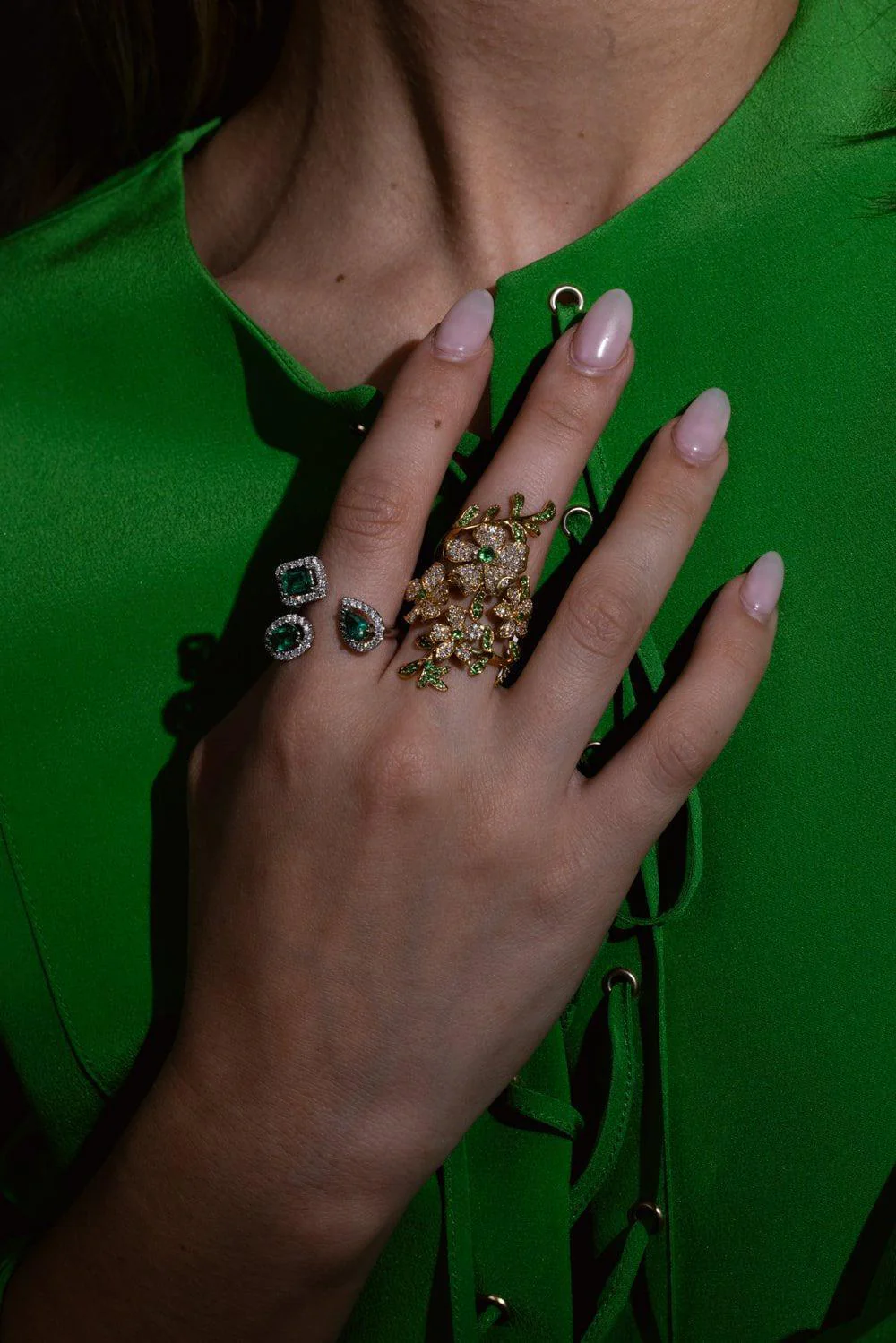 Diamond Garnet Flower Spiral Ring - Image 5