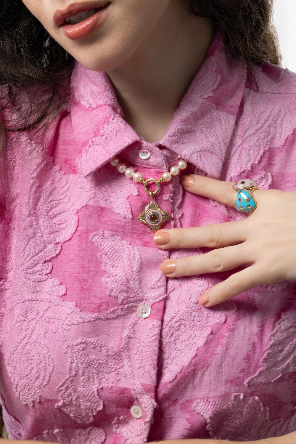 Vivienne Medallion - Image 5