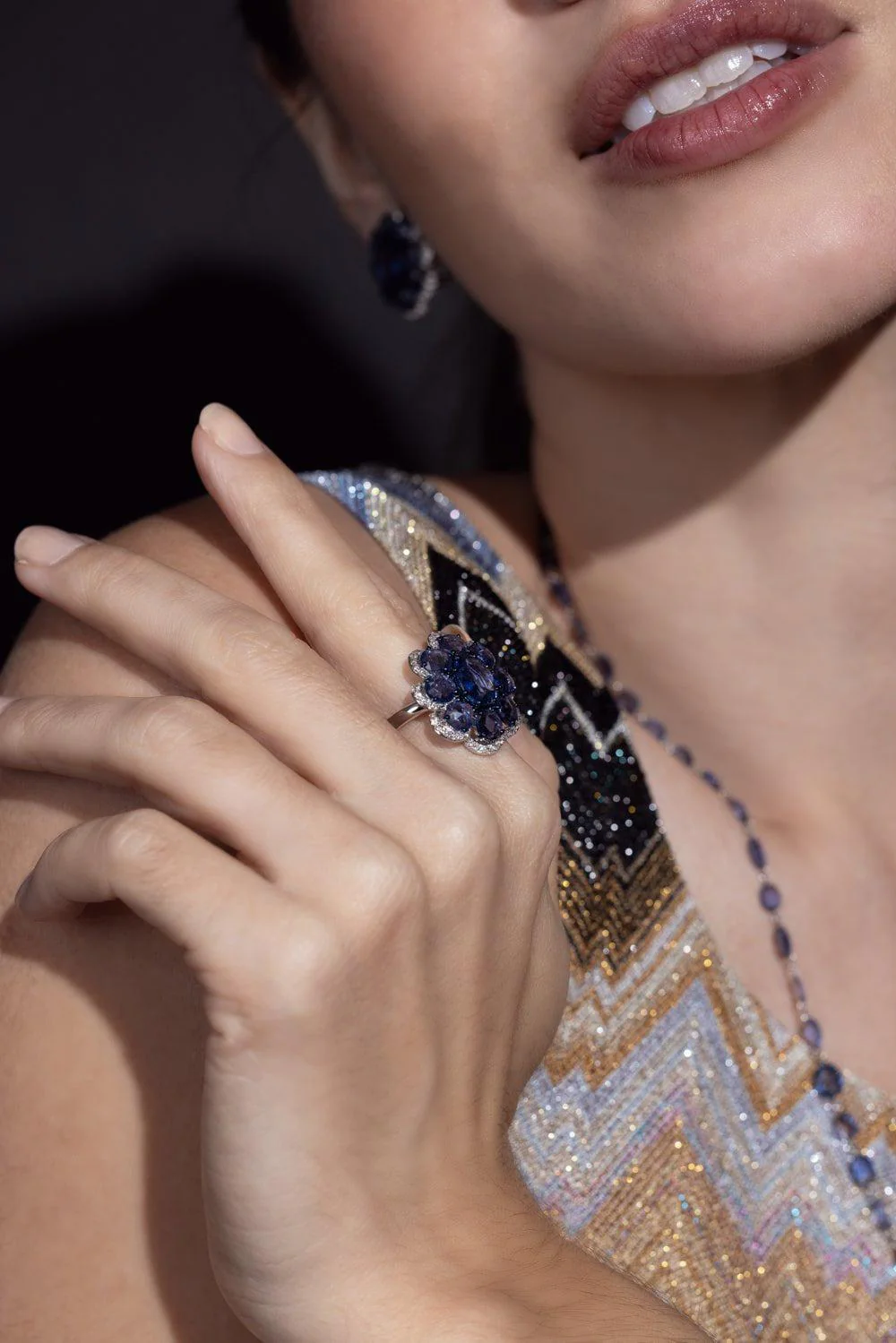 Blue Sapphire Ring - Image 3