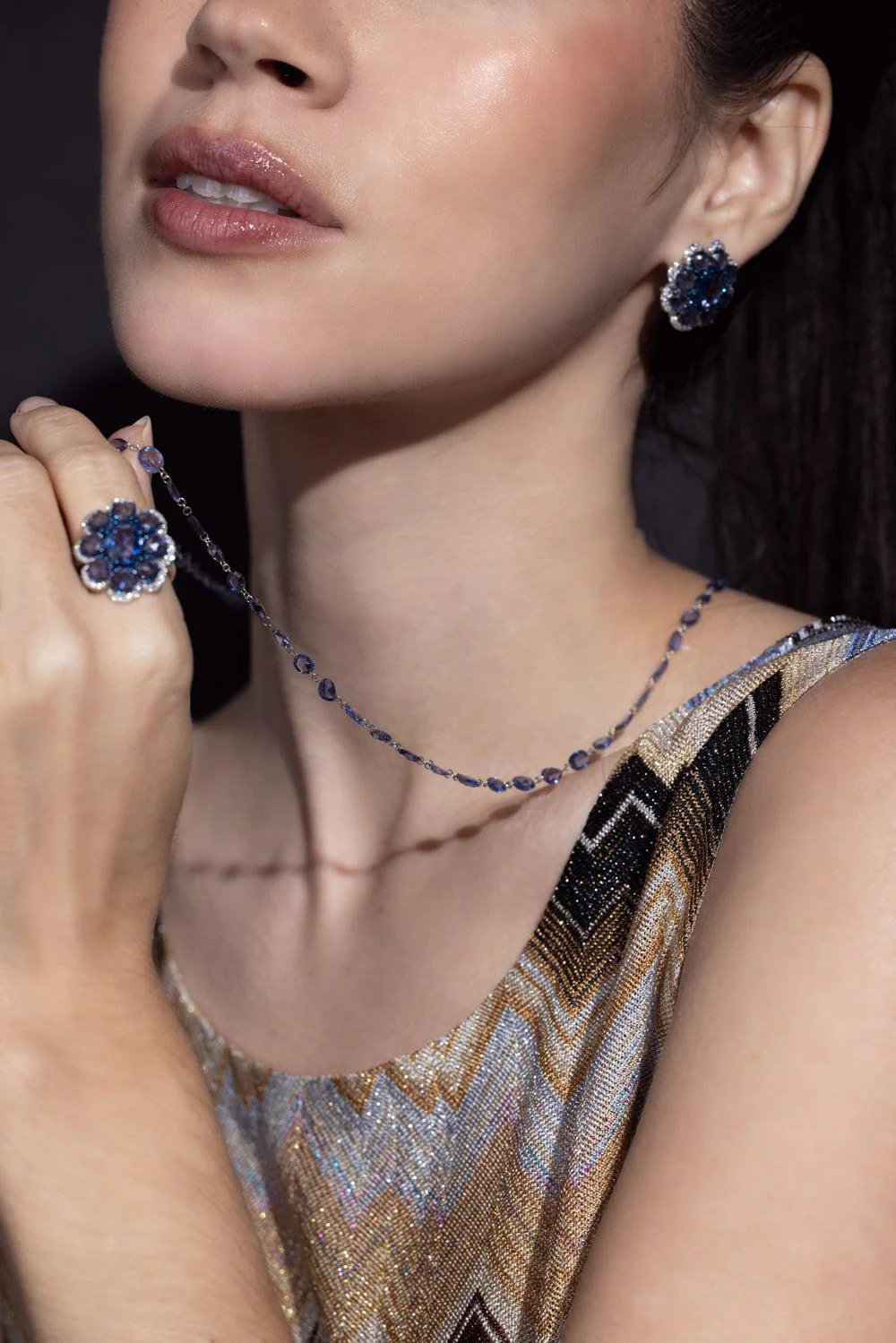 Blue Sapphire Ring - Image 5