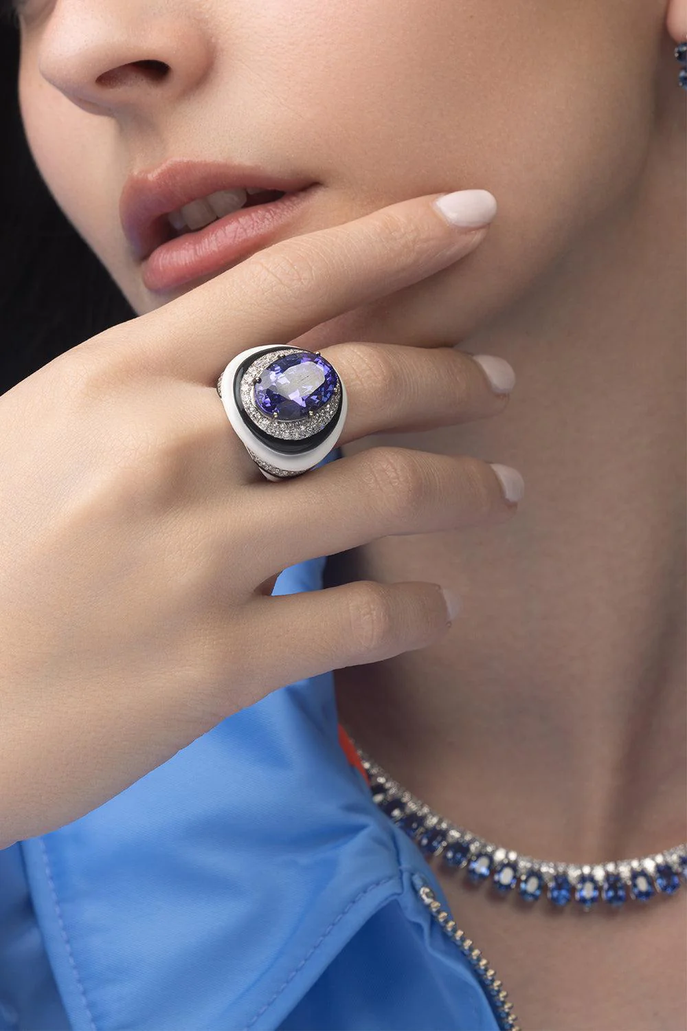 Ceramic Tanzanite Ring - Image 4