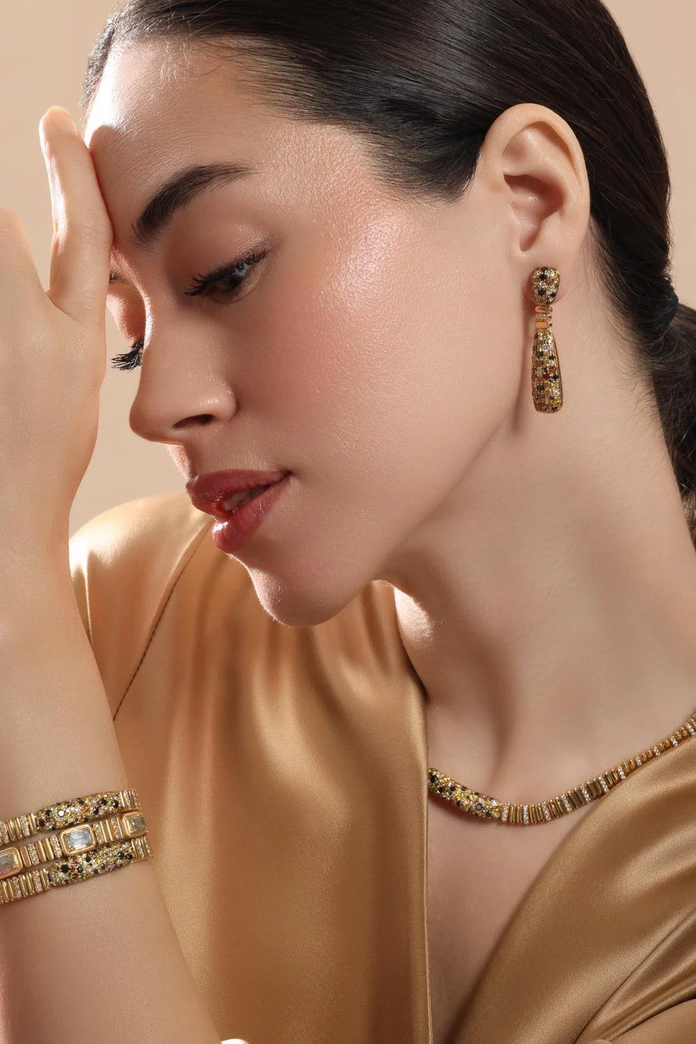 Diamond Mixed Pillar Earrings - Image 4