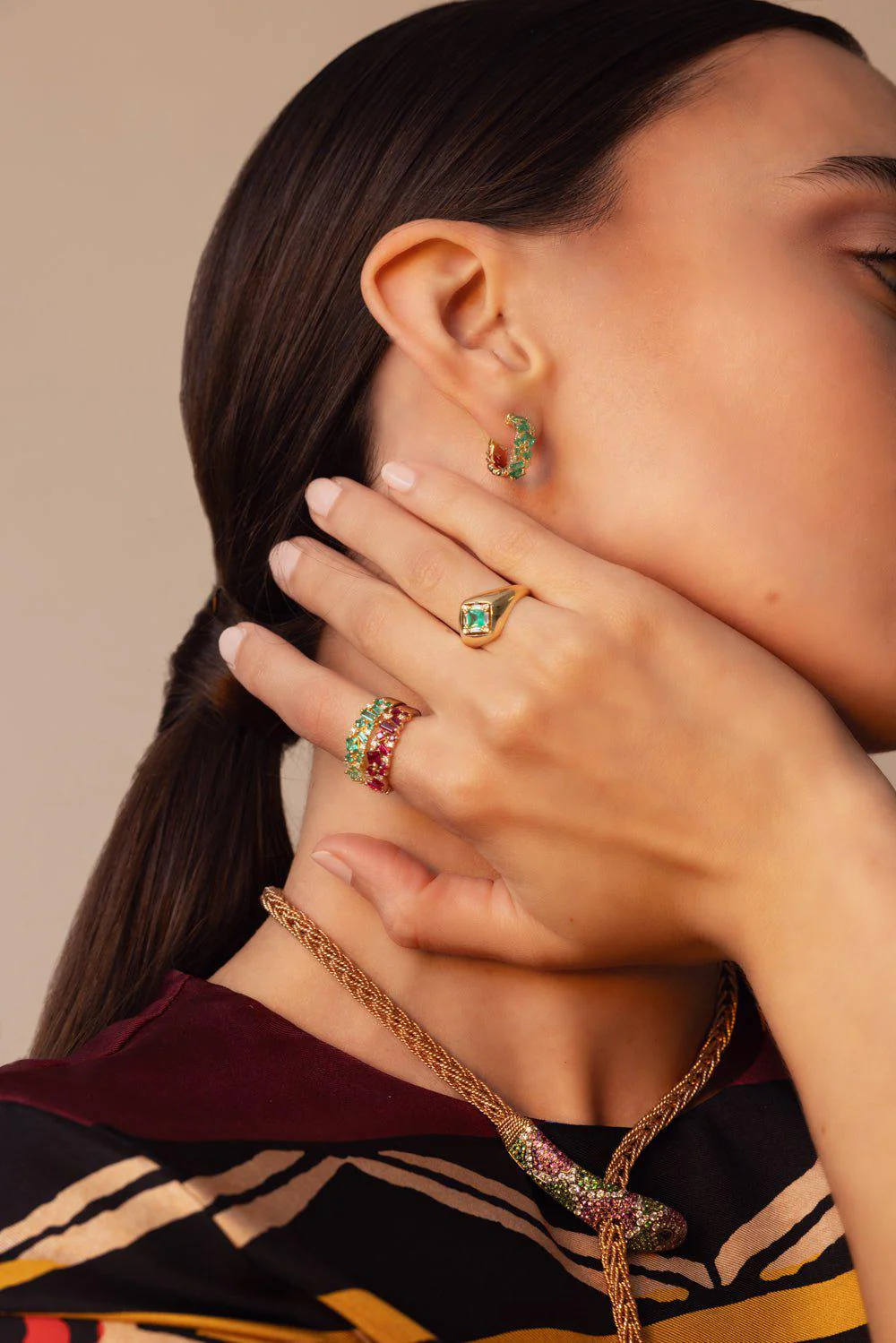 Emerald Diamond Baguette Ring - Image 3