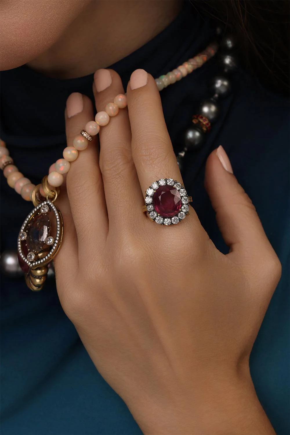Ruby Oval Diamond Ring - Image 2