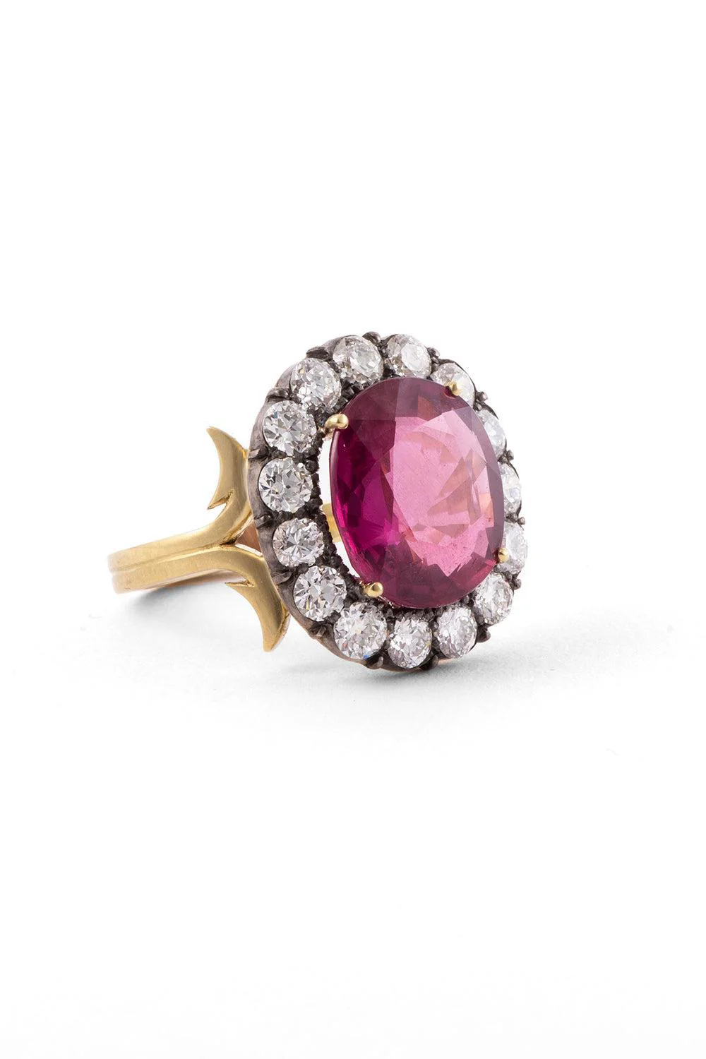Ruby Oval Diamond Ring - Image 5
