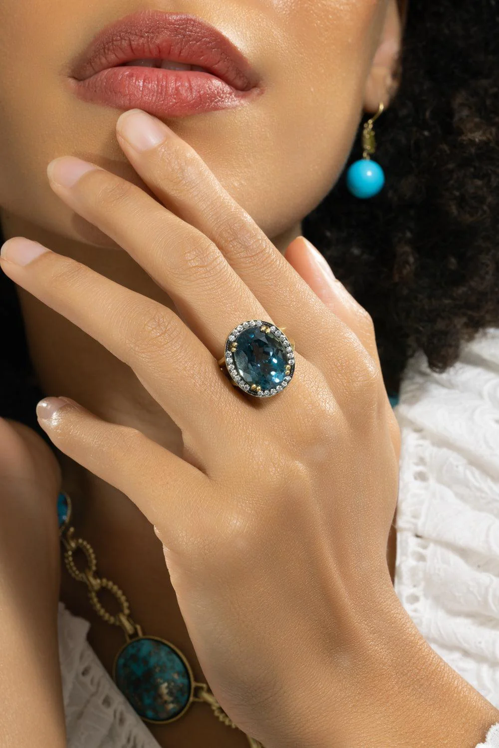 Topaz Diamond Oval Ring - Image 4