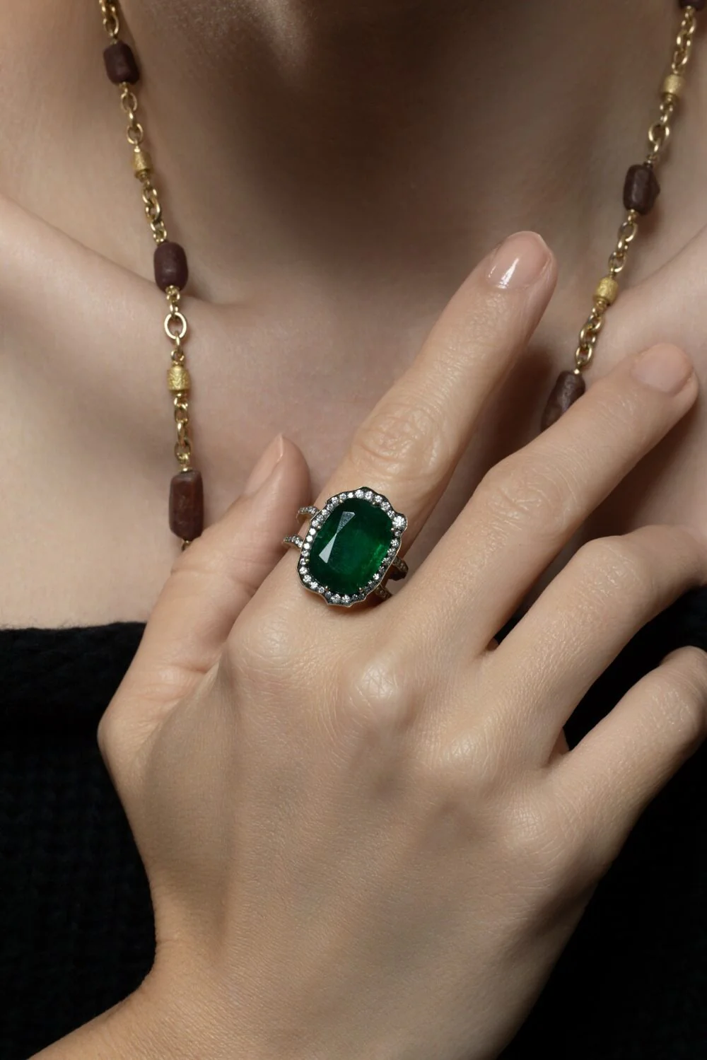 Zambian Emerald Double Shank Ring - Image 4
