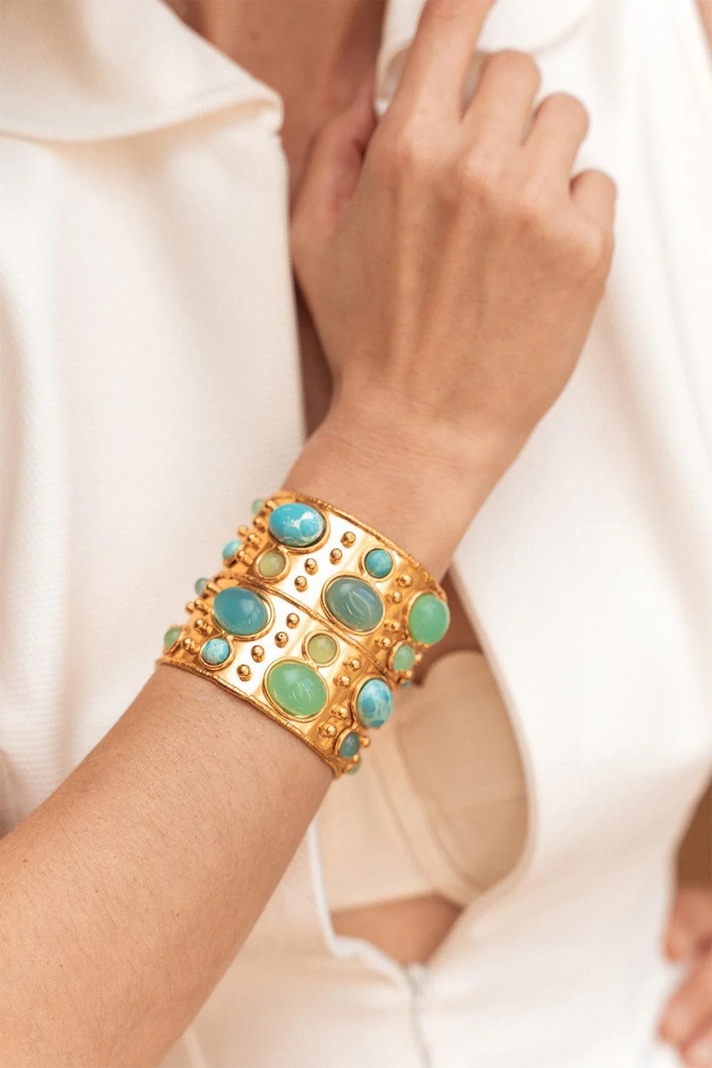 Byzance Laimar Cuff Bracelet - Image 2