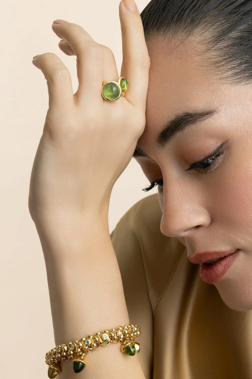 Peridot Large Bouton Ring - Image 2