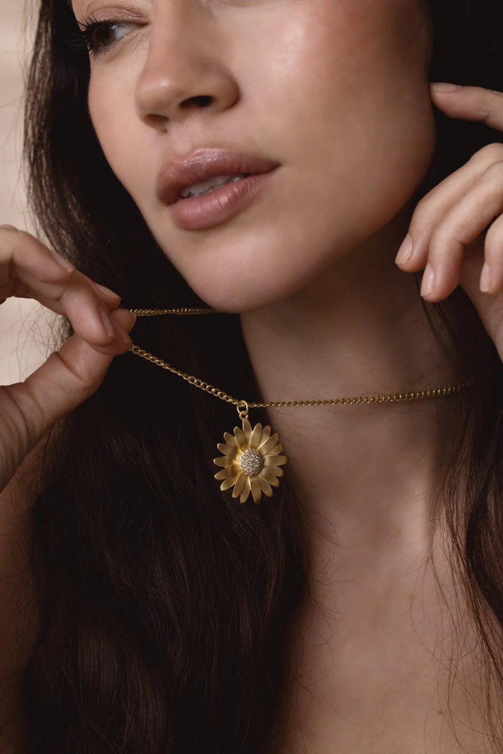 Daisy Diamond Necklace - Image 5