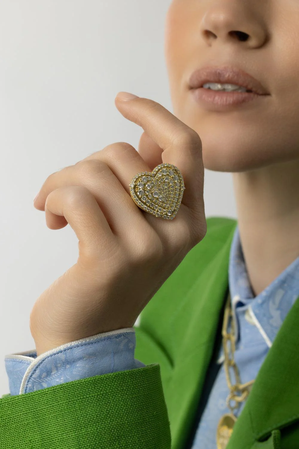 White Diamond Heart Ring - Image 3