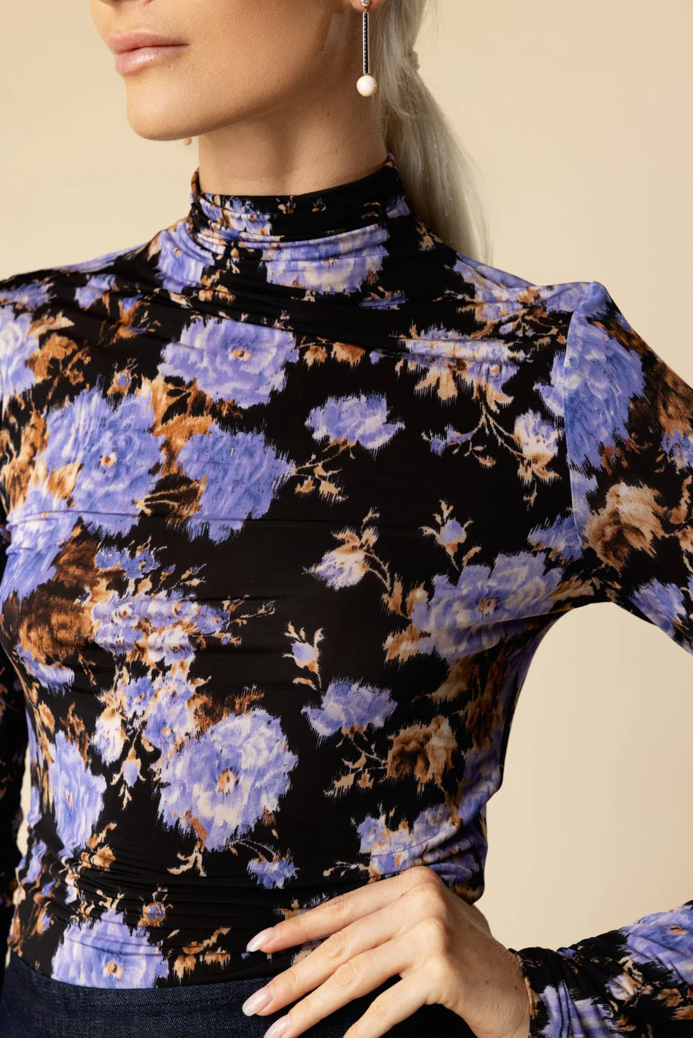 Aurelia Turtlneck - Image 3