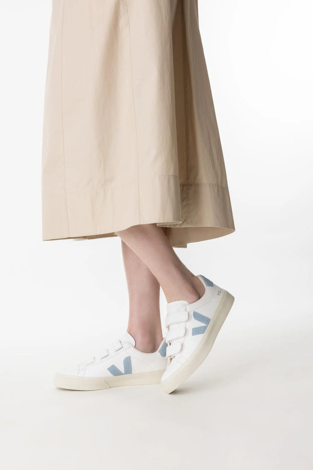 Recife Sneaker - Extra White Steel - Image 2