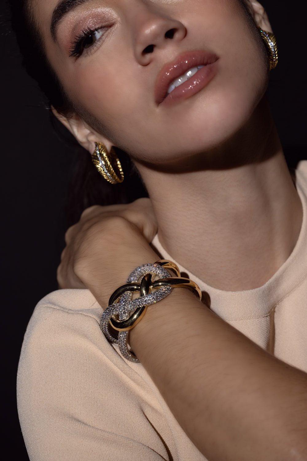 Infinity Knot Diamond Bracelet - Image 2