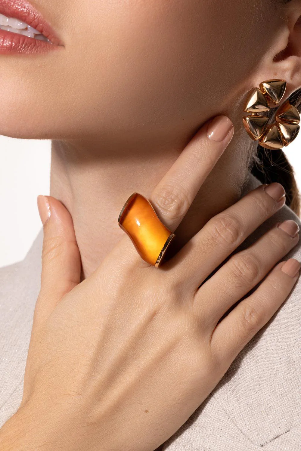 Rock Crystal Carnelian Ring - Image 4