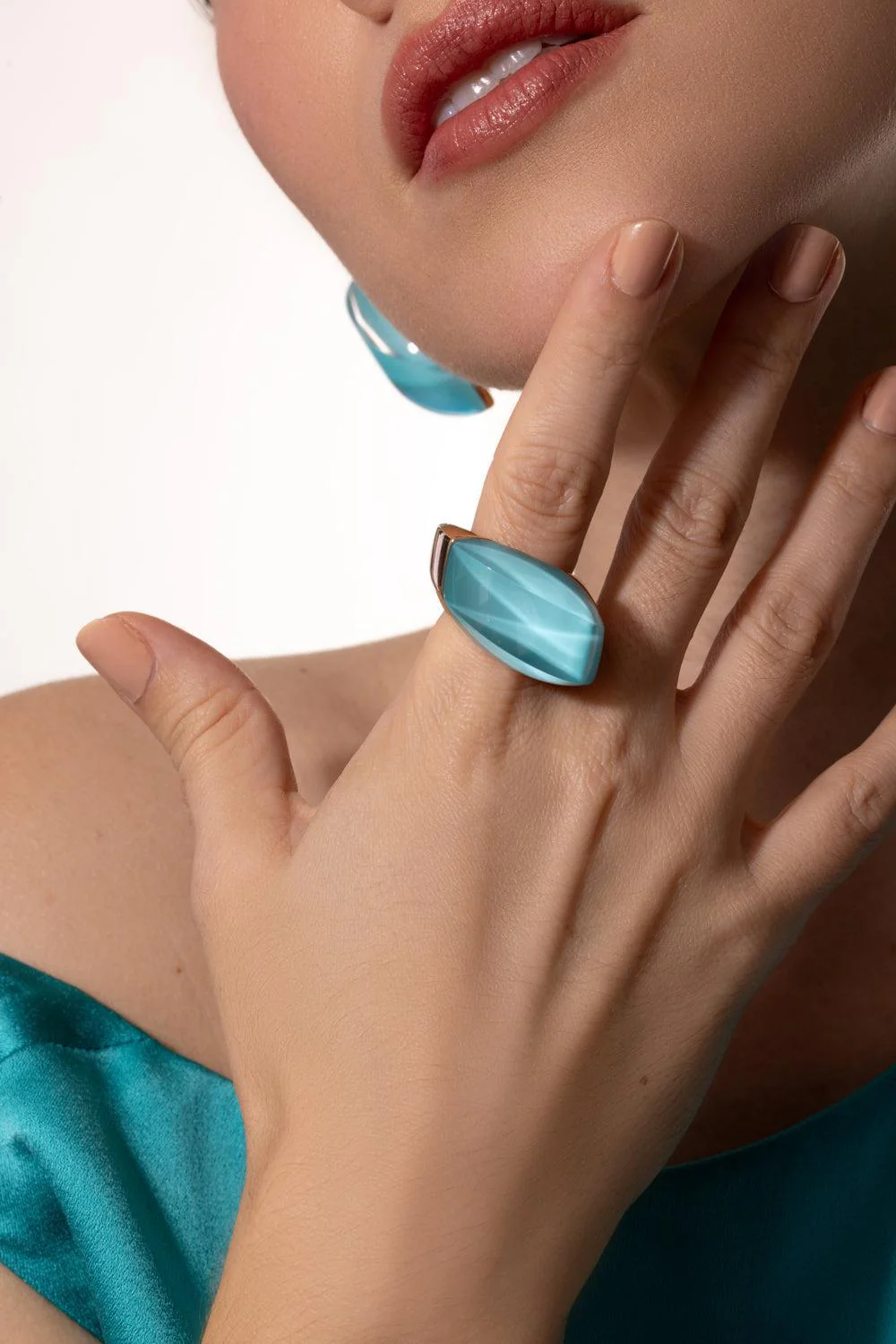 Rock Crystal Turquoise Aladino Ring - Image 2