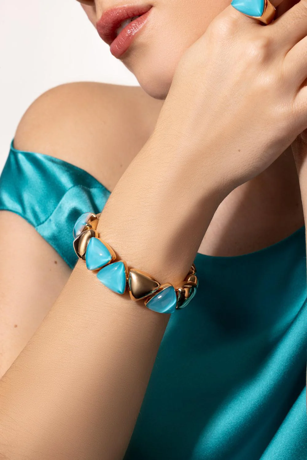 Rock Crystal Turquoise Bracelet - Image 2
